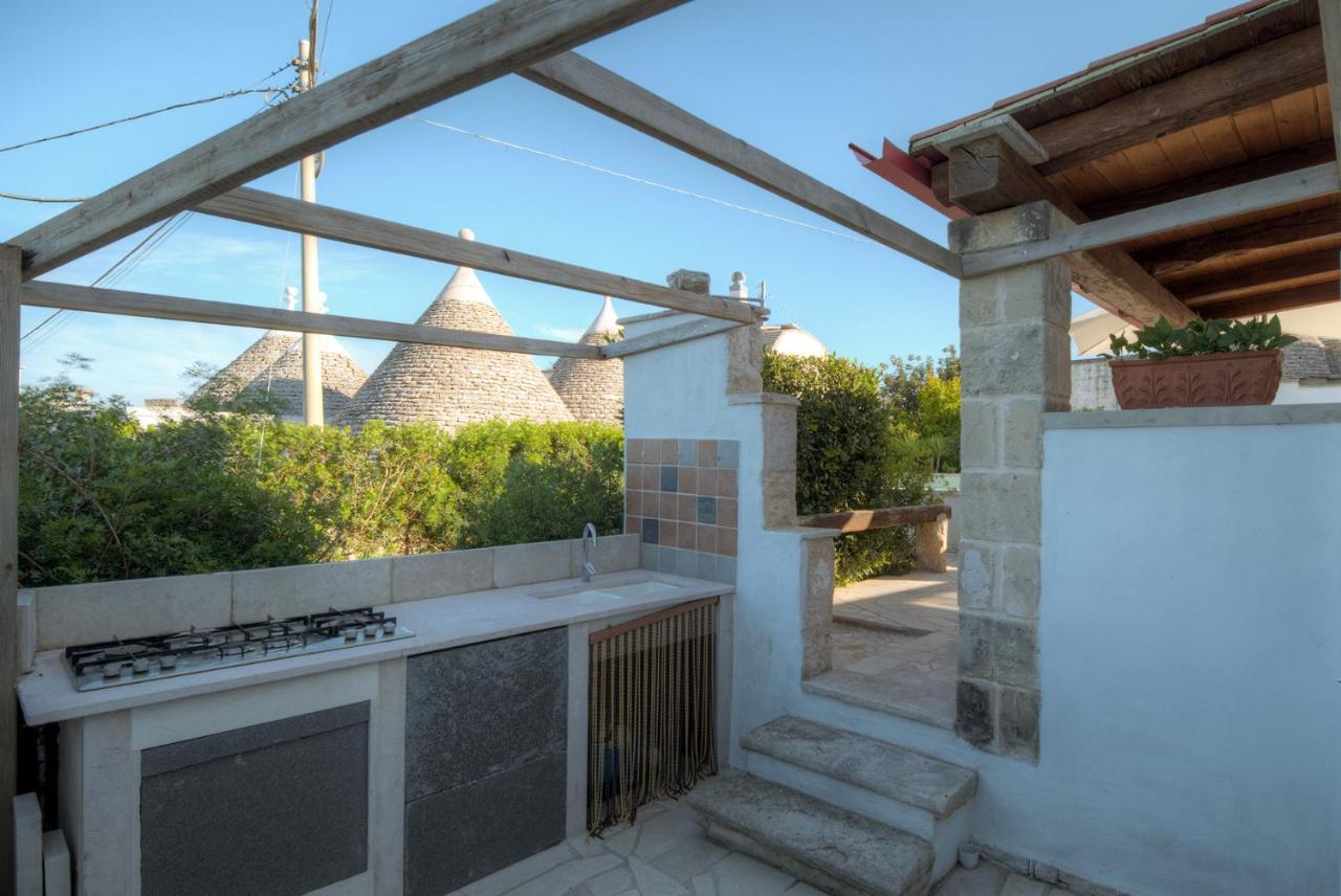 Trulli La Piazzetta By Rentbeat Apartment Cocolicchio Exterior photo